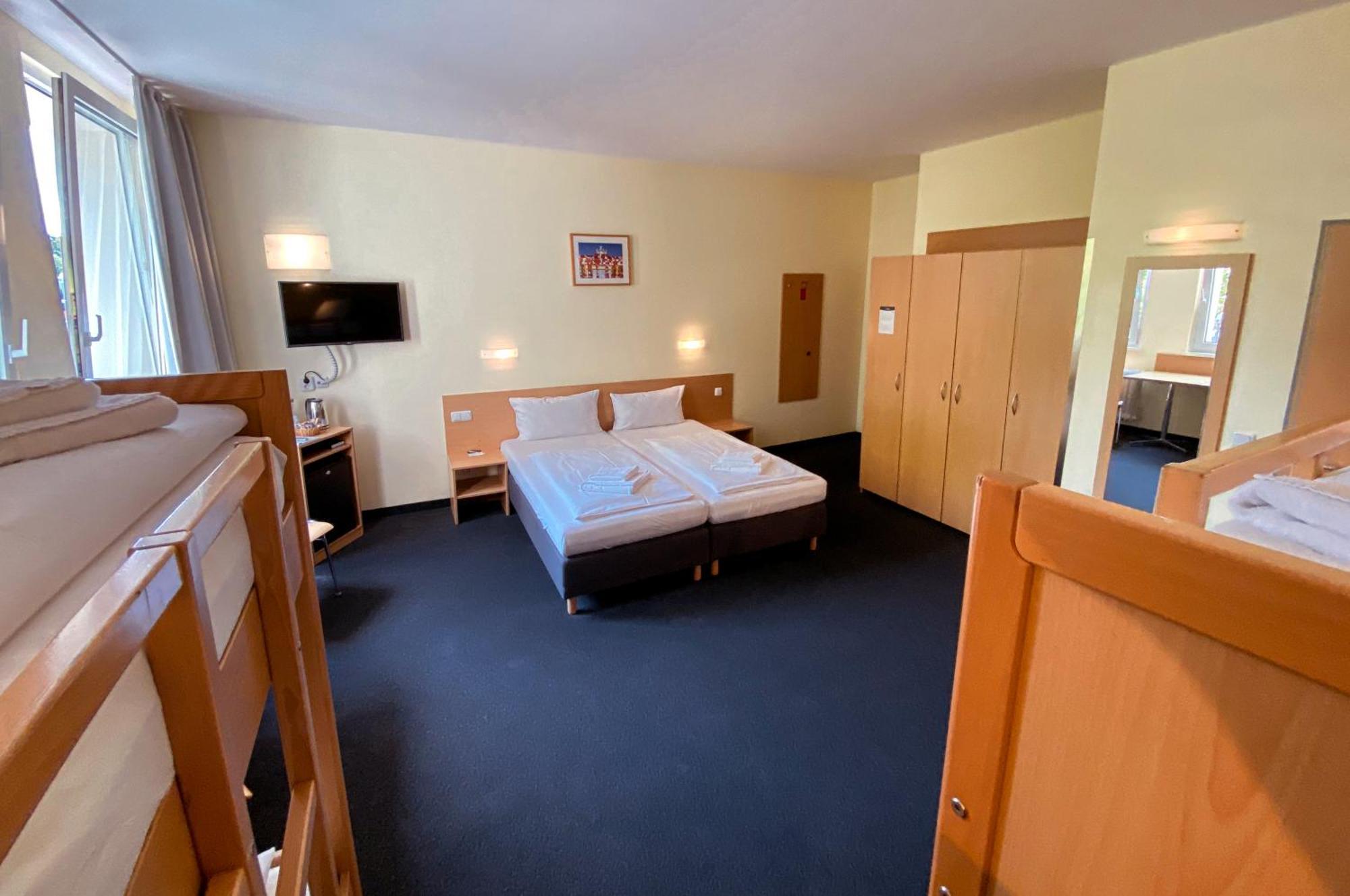 Familienhotel Citylight Berlim Exterior foto